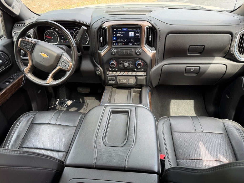 2021 Chevrolet Silverado 1500 4WD Crew Cab 147" High Country