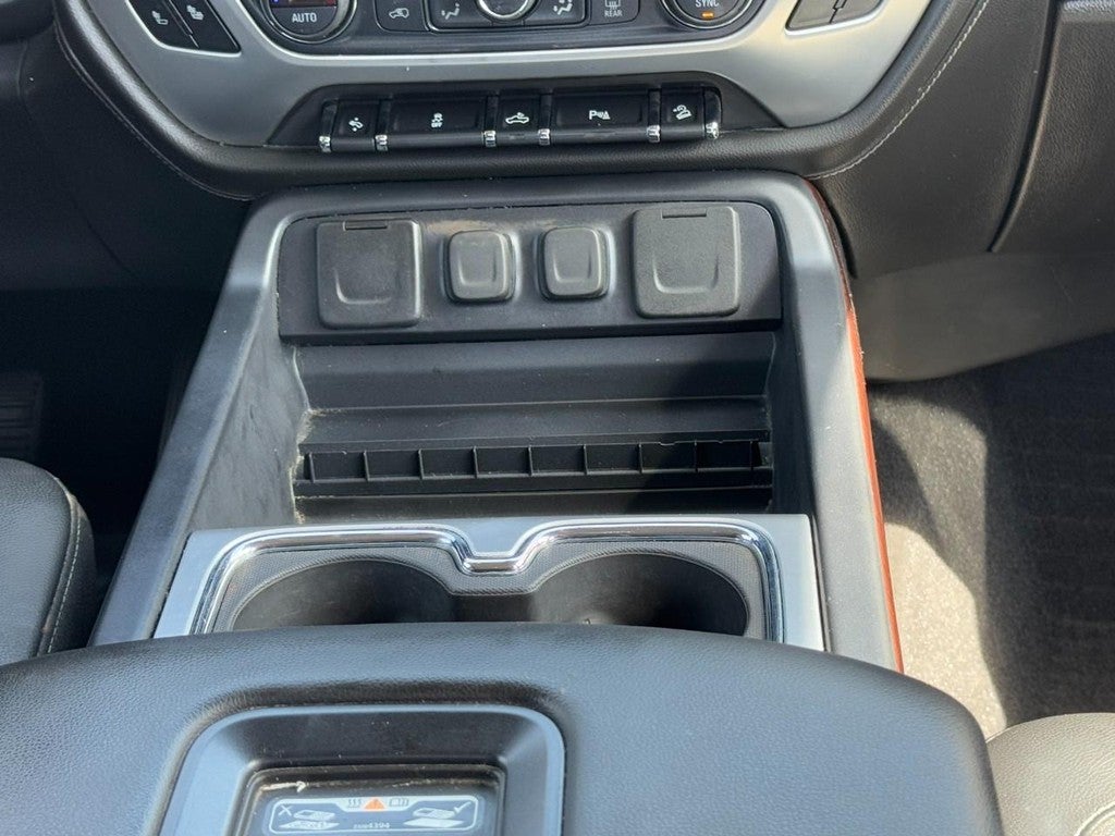 2018 GMC Sierra 1500 4WD Crew Cab 143.5" SLT