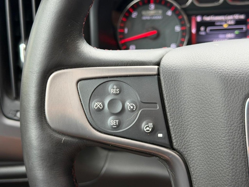 2015 GMC Sierra 1500 4WD Crew Cab 143.5" SLT