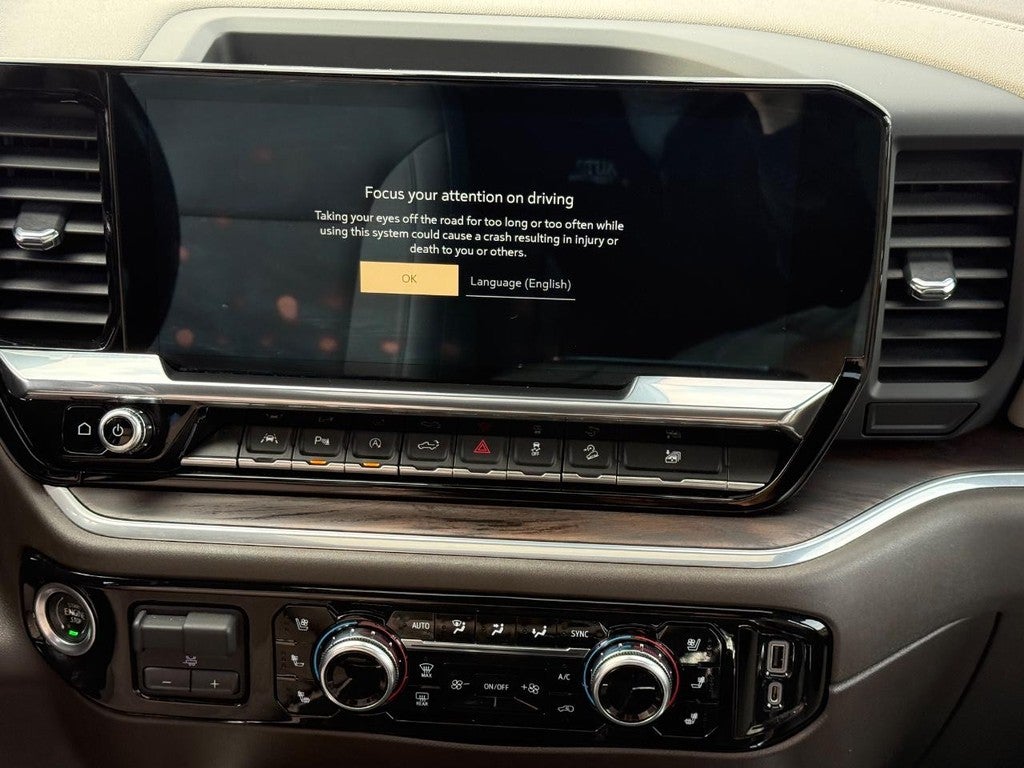2022 GMC Sierra 1500 4WD Crew Cab 147" SLT