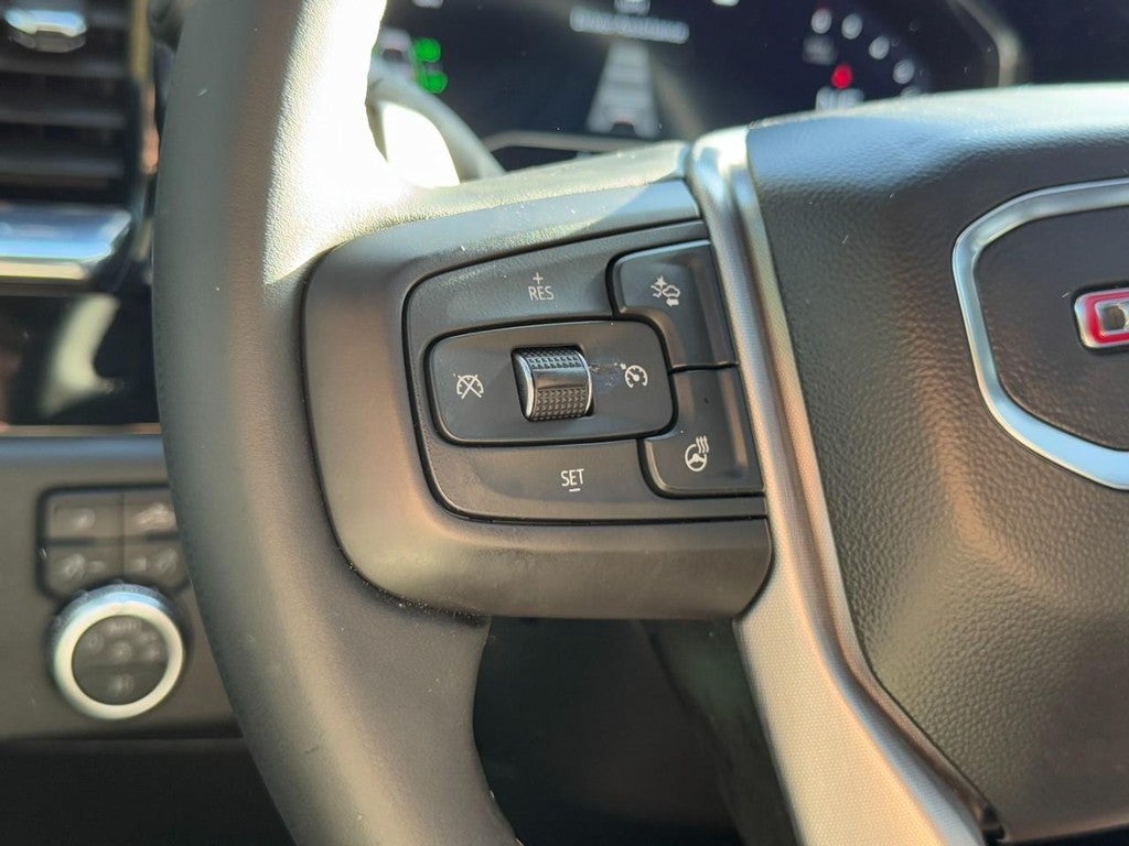 2023 GMC Sierra 1500 4WD Crew Cab 147" SLT