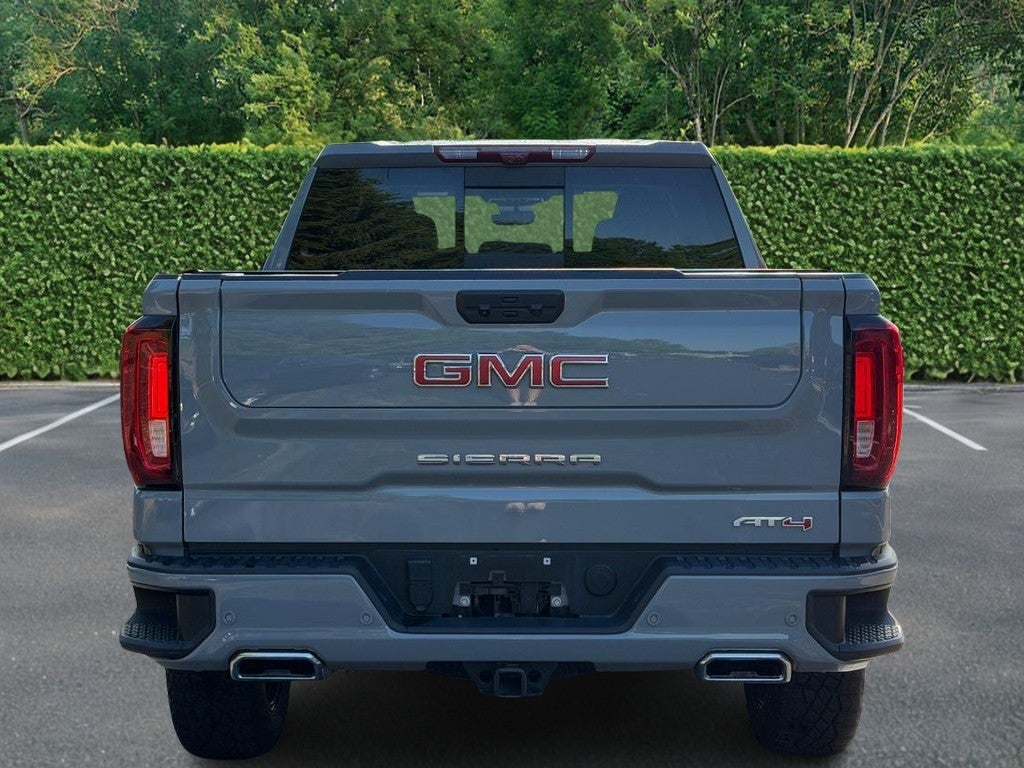 2024 GMC Sierra 1500 4WD Crew Cab 147" AT4