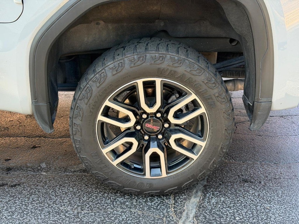 2024 GMC Sierra 1500 4WD Crew Cab 147" AT4