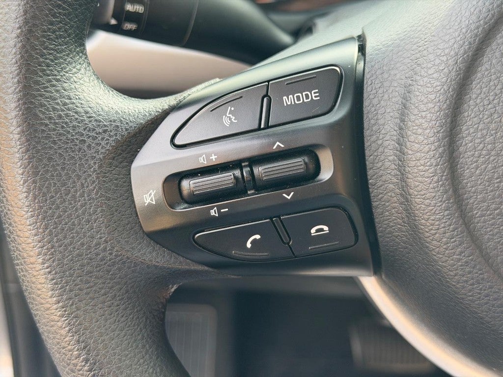 2022 Kia Rio S IVT