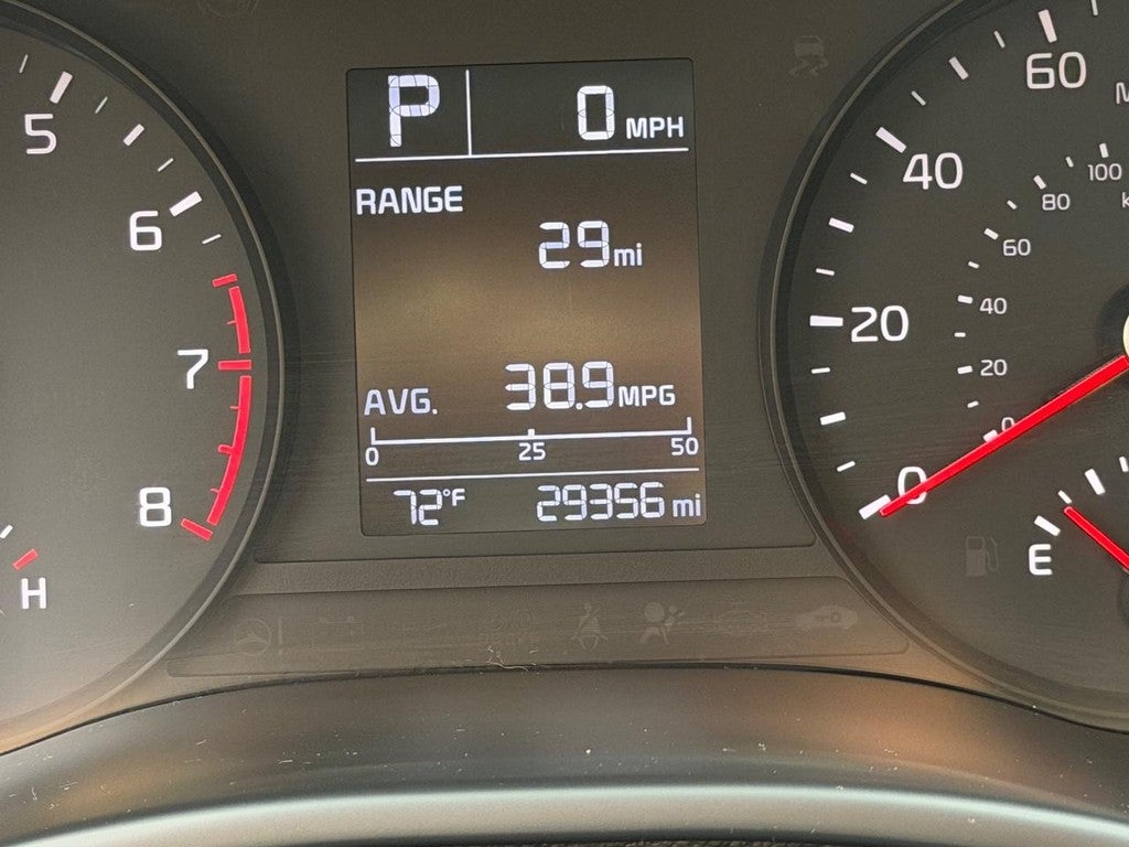 2022 Kia Rio S IVT
