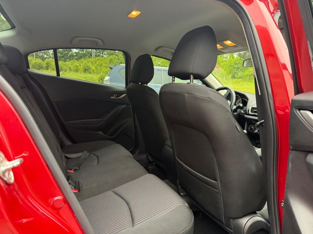 2015 Mazda Mazda3 i Touring