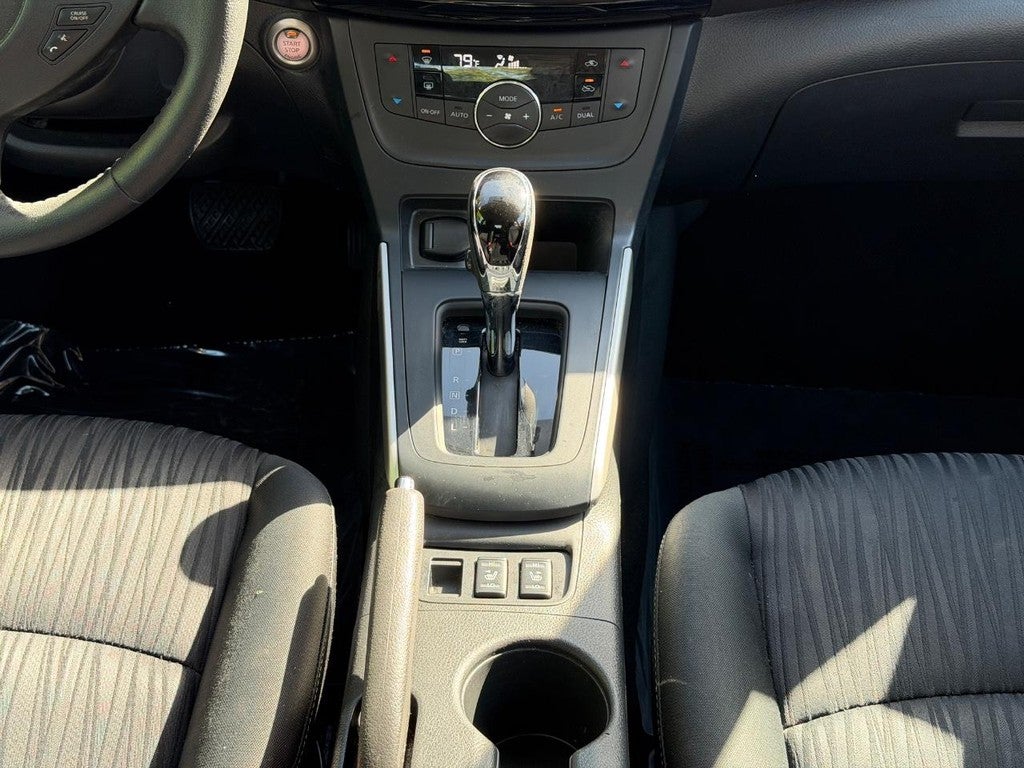 2019 Nissan Sentra SV CVT