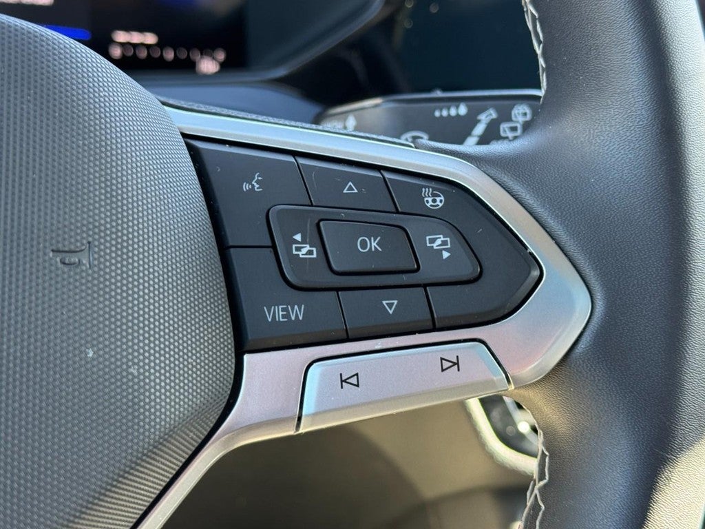 2023 Volkswagen Taos SE 4MOTION