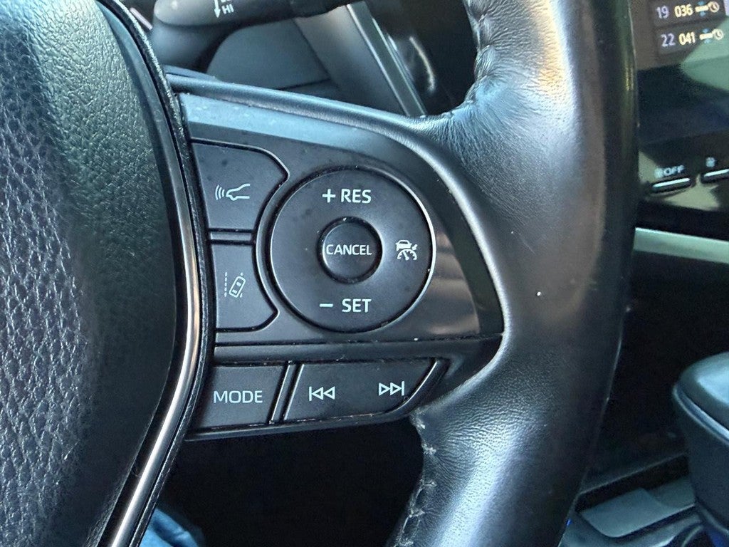 2019 Toyota Camry SE Auto (Natl)