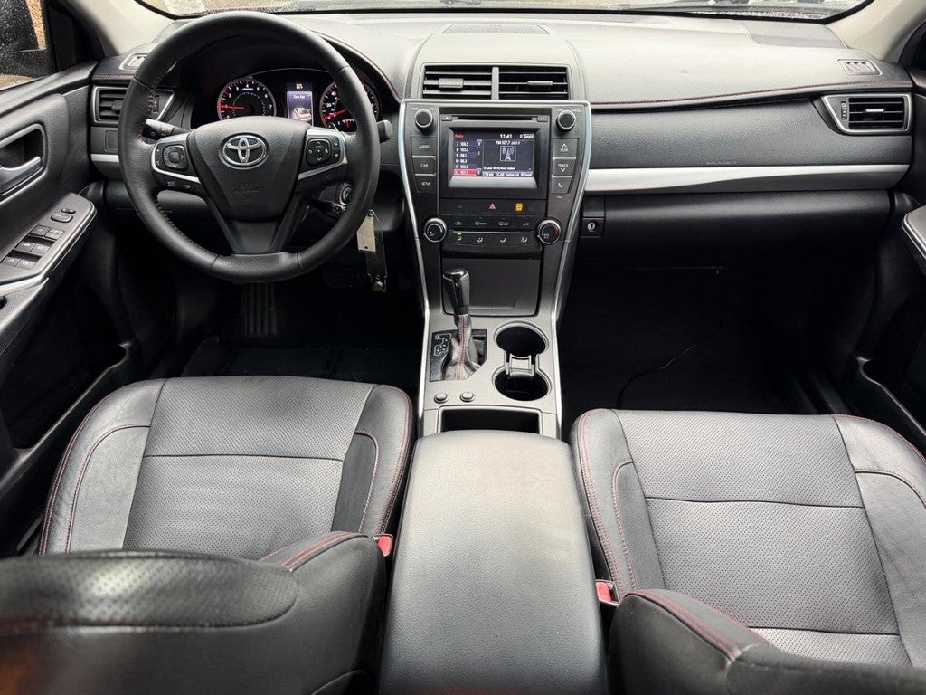 2015 Toyota Camry 4dr Sdn I4 Auto SE (Natl)