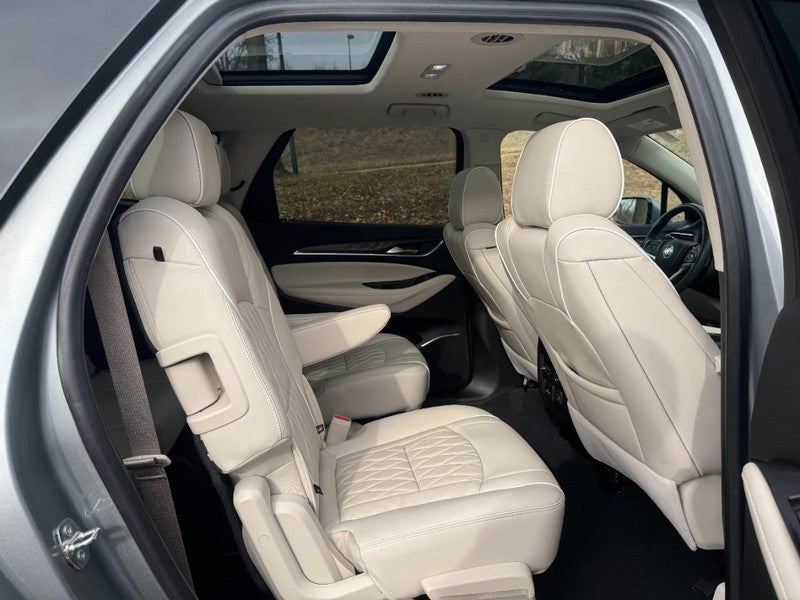 2023 Buick Enclave AWD 4dr Avenir