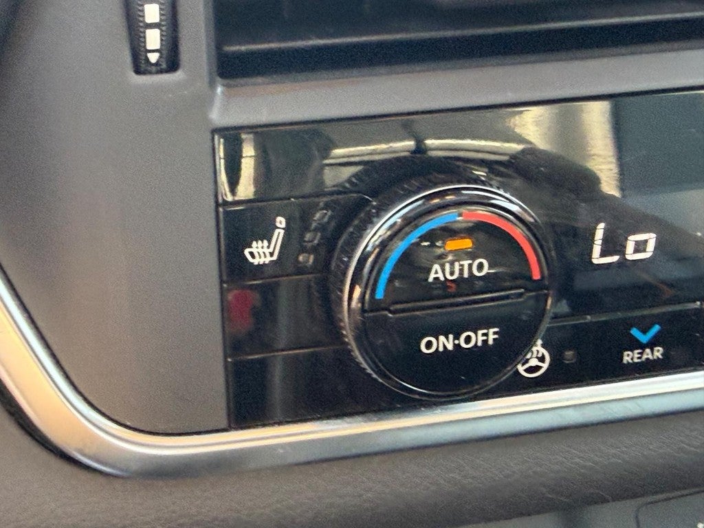 2023 Nissan Rogue AWD SL