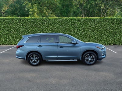 2017 INFINITI QX60 AWD