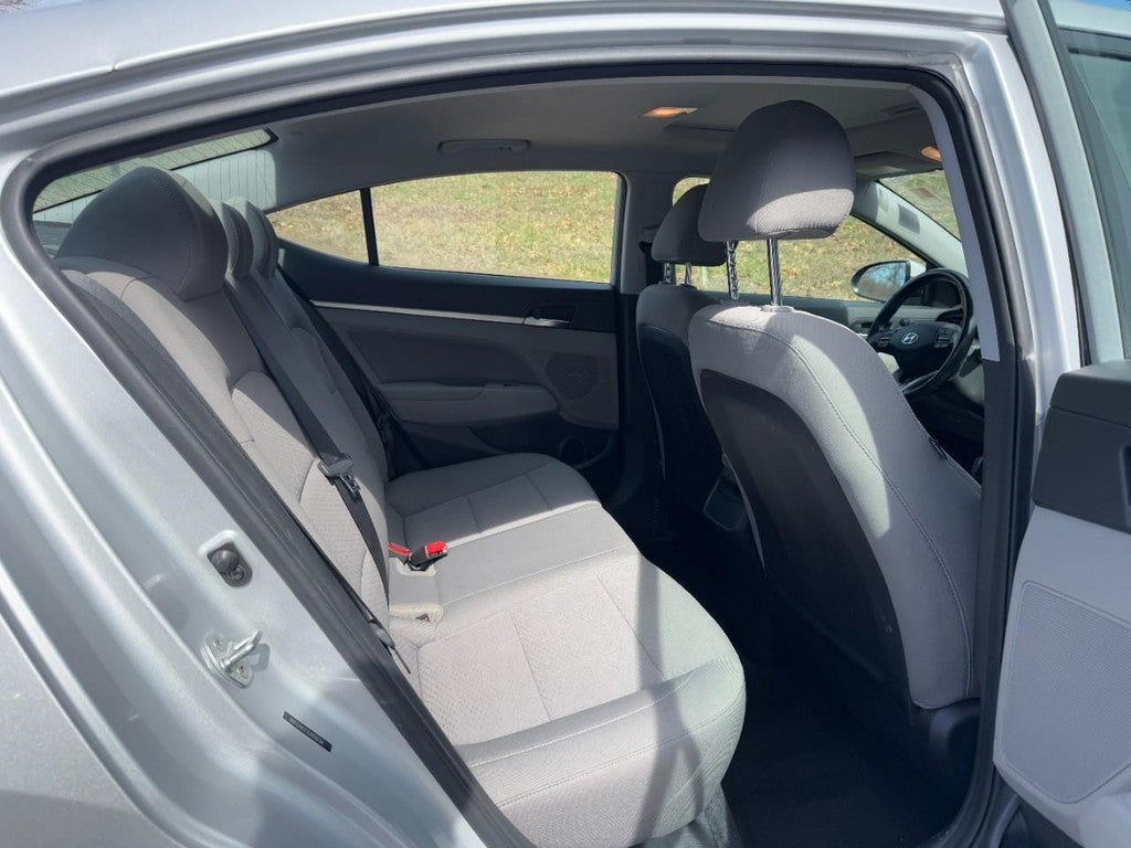 2020 Hyundai Elantra Value Edition IVT