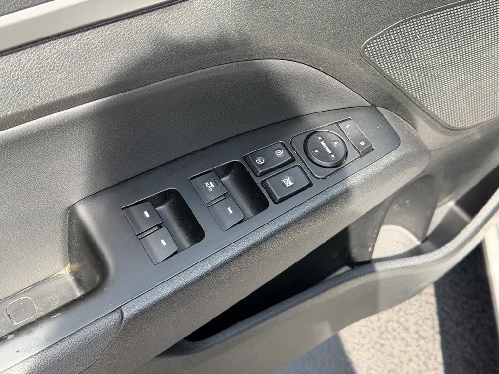 2017 Hyundai Elantra Limited 2.0L Auto (Alabama)