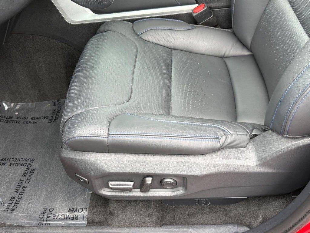 2023 Toyota Tundra 4WD Platinum Hybrid CrewMax 5.5' Bed (Natl)