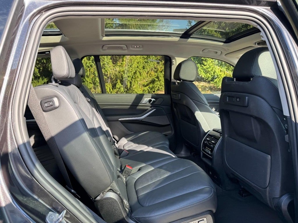 2022 BMW X7 xDrive40i Sports Activity Vehicle