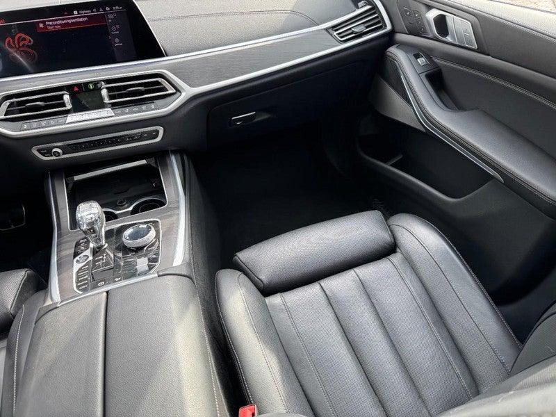 2021 BMW X7 M50i Sports Activity Vehicle