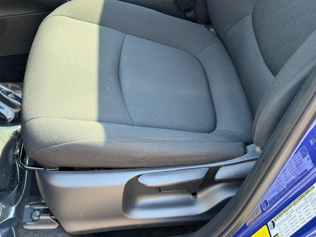 2023 Toyota Corolla Cross LE 4WD (Natl)