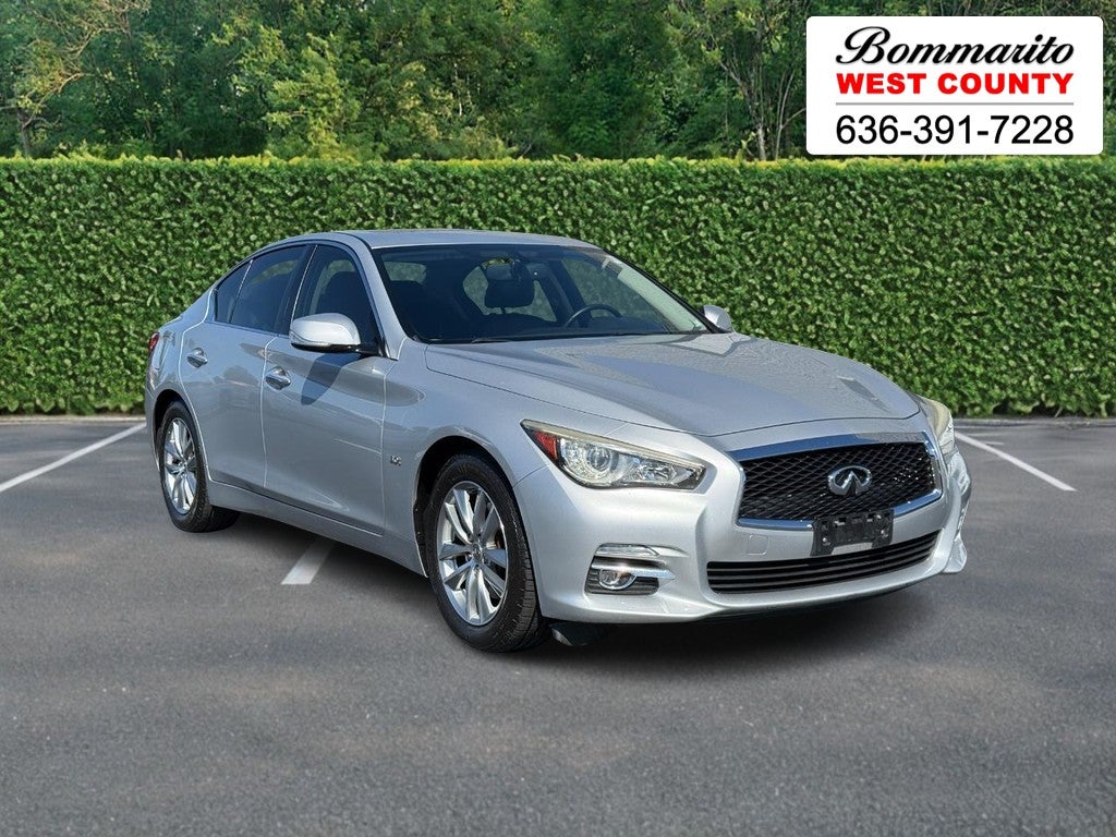 2016 INFINITI Q50
