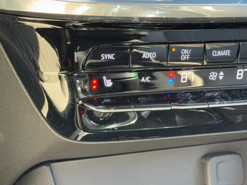 2024 Buick Encore GX FWD 4dr Avenir