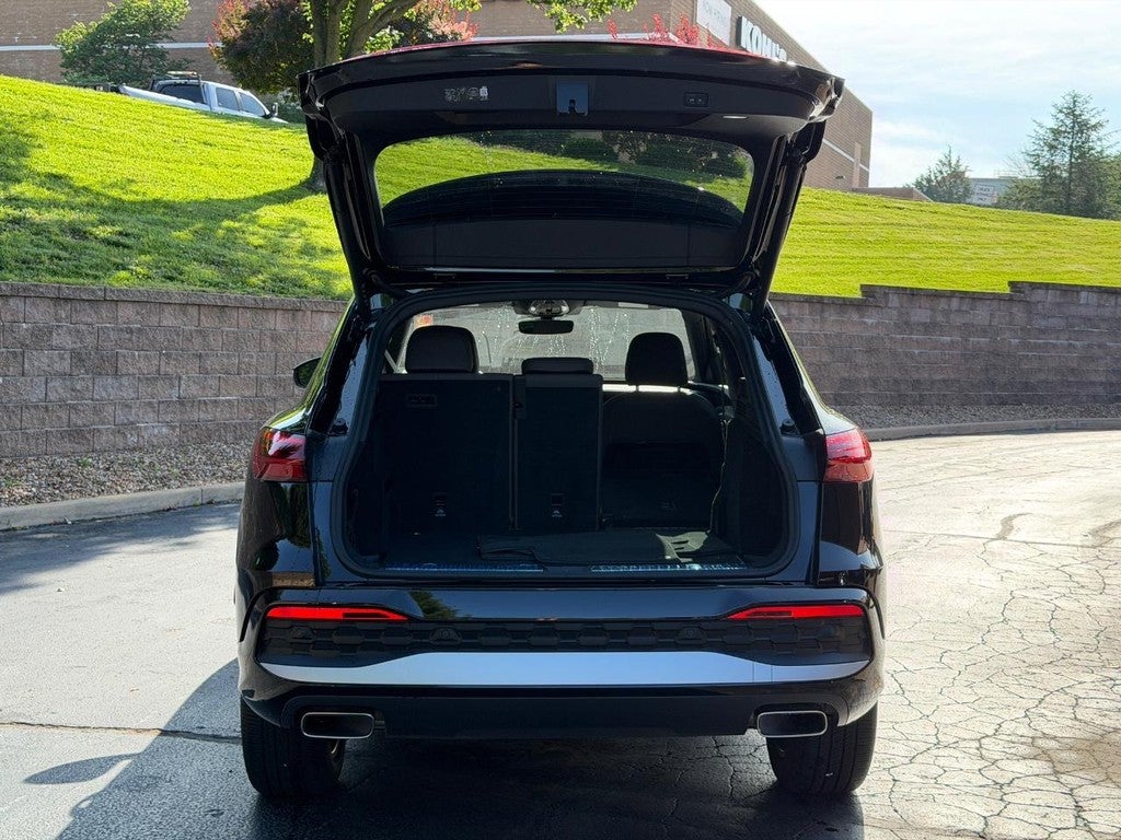 2025 Audi Q5 Premium 2.0 TFSI quattro