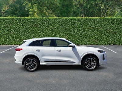 2025 Audi Q5 Premium 2.0 TFSI quattro