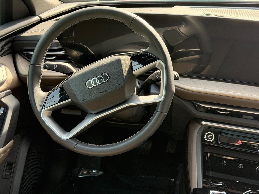 2025 Audi Q5 Premium 2.0 TFSI quattro