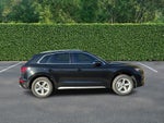 2023 Audi Q5 Premium 40 TFSI quattro