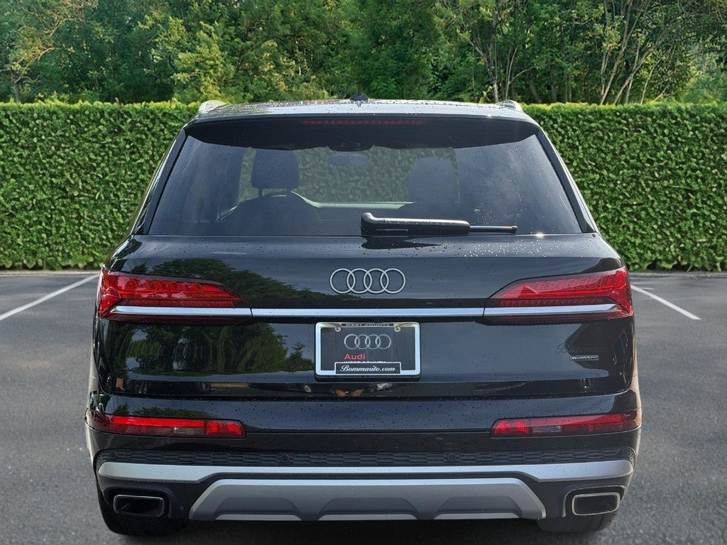 2025 Audi Q7 Premium 45 TFSI quattro