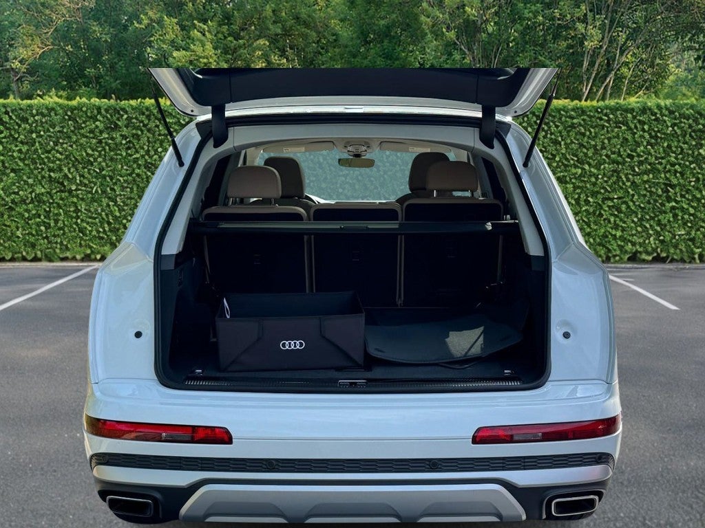 2025 Audi Q7 Premium 55 TFSI quattro