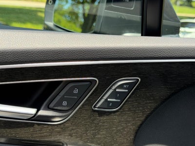 2025 Audi Q7 Premium 55 TFSI quattro