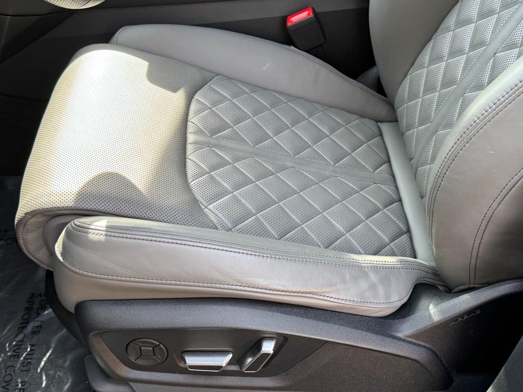 2024 Audi SQ8 Premium Plus 4.0 TFSI quattro