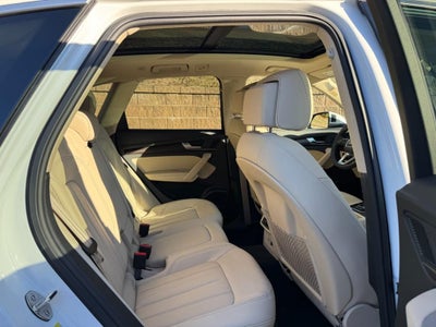 2025 Audi Q5 Premium Plus 40 TFSI quattro