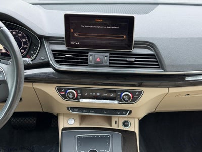 2019 Audi Q5 Premium Plus 45 TFSI quattro