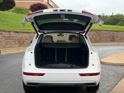 2019 Audi Q5 Premium Plus 45 TFSI quattro