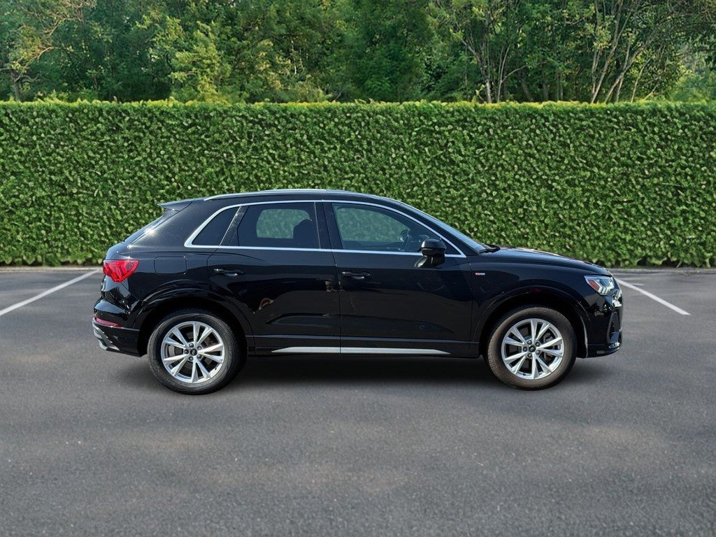2025 Audi Q3 S line Premium 45 TFSI quattro