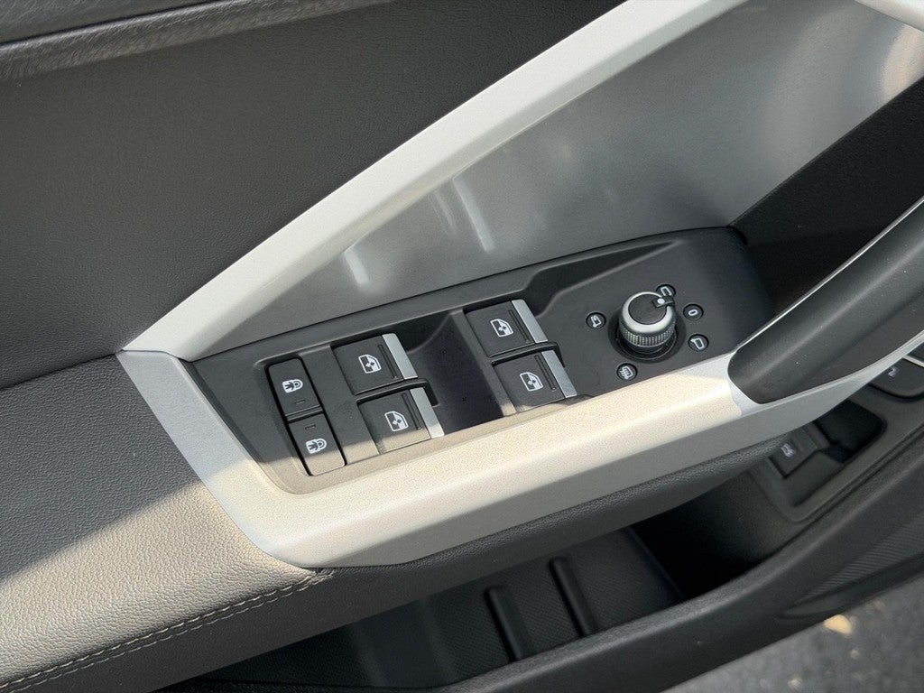 2025 Audi Q3 S line Premium 45 TFSI quattro