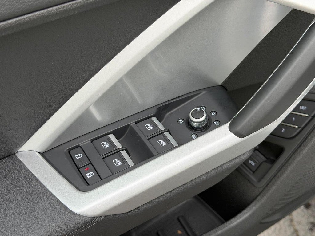 2025 Audi Q3 S line Premium 45 TFSI quattro