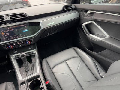 2022 Audi Q3 S line Premium Plus 45 TFSI quattro