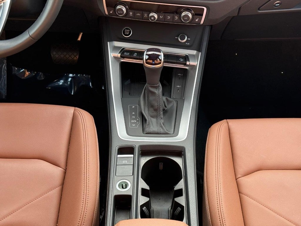 2024 Audi Q3 S line Premium Plus 45 TFSI quattro