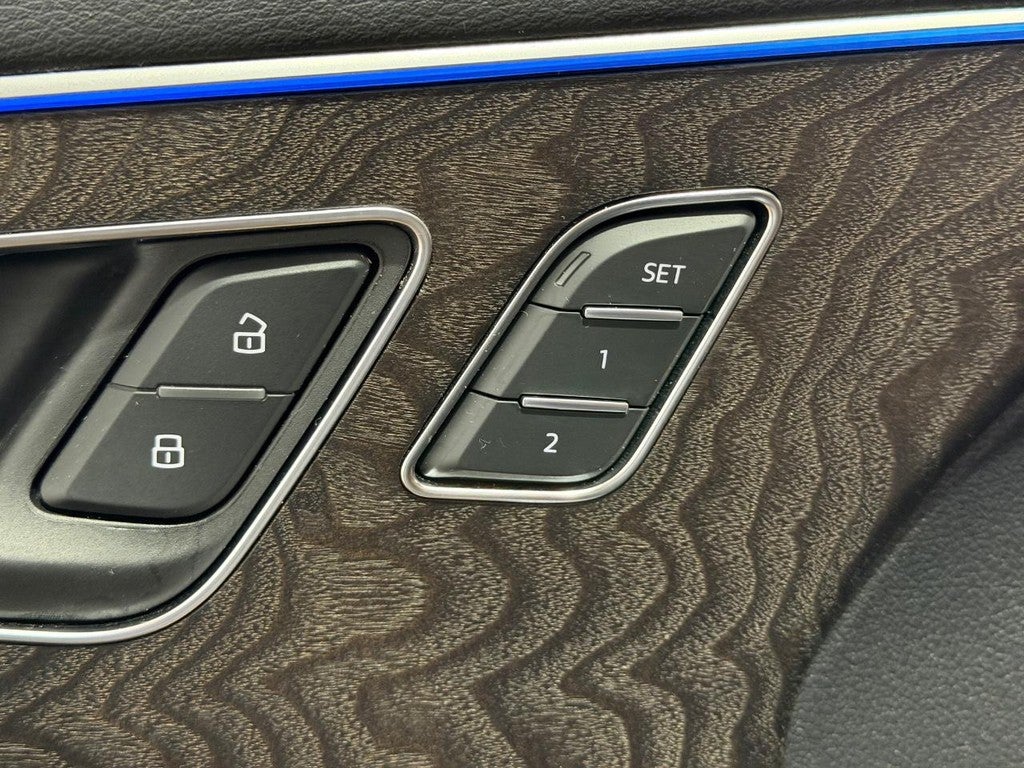 2022 Audi Q8 Premium Plus 55 TFSI quattro