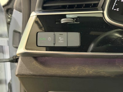 2022 Audi Q8 Premium Plus 55 TFSI quattro