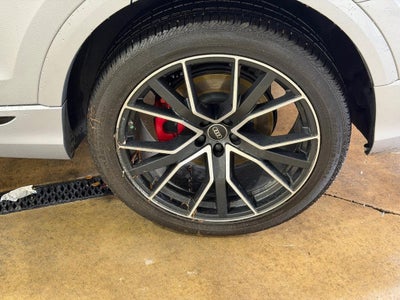 2022 Audi Q8 Premium Plus 55 TFSI quattro