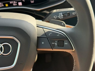 2025 Audi Q8 Premium Plus 55 TFSI quattro