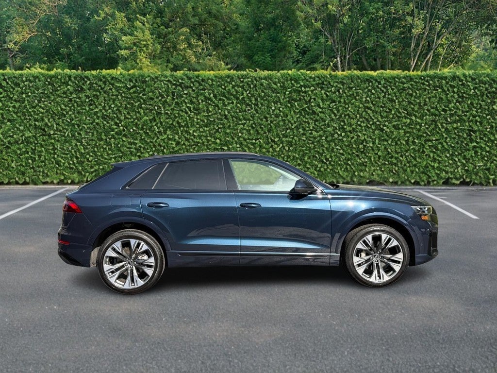 2025 Audi Q8 Premium Plus 55 TFSI quattro