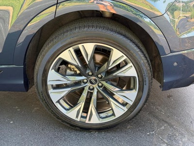 2025 Audi Q8 Premium Plus 55 TFSI quattro