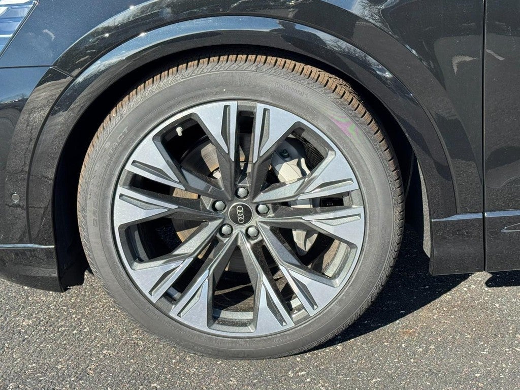2026 Audi Q8 Premium Plus quattro