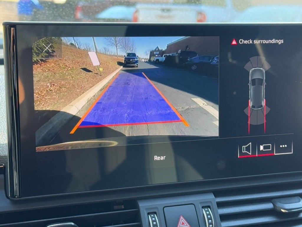 2022 Audi Q5 S line Premium 45 TFSI quattro