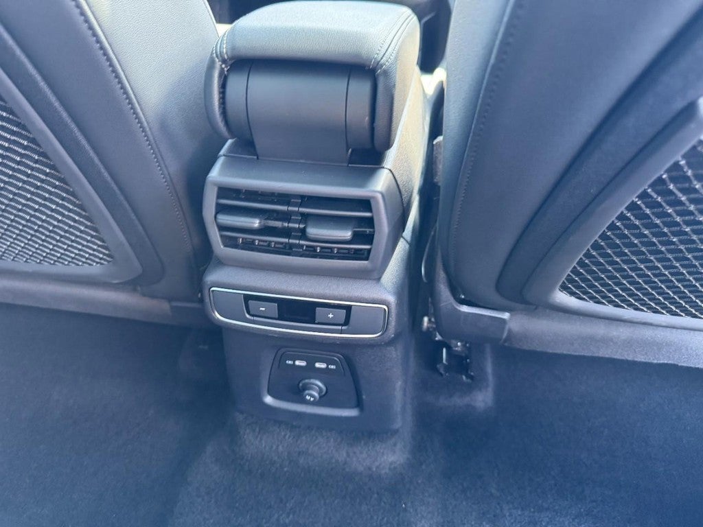 2024 Audi Q4 e-tron Premium Plus 55 quattro